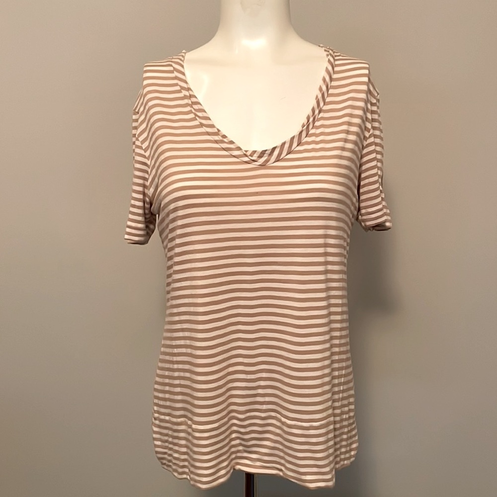 Tory Burch Cream and Tan Striped V-Neck T-Shirt Size L